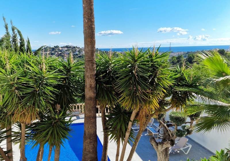 5 bedroom Villa for sale in Calpe / Calp with pool - € 1,165,000 (Ref: 9728450)