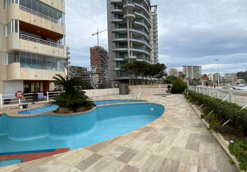 3 bedroom Apartment for sale in Calpe / Calp with pool - € 820,000 (Ref: 9728451)