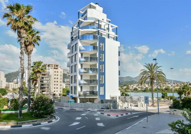3 quarto Apartamento para venda em Calpe / Calp com piscina - 725 000 € (Ref: 9728452)