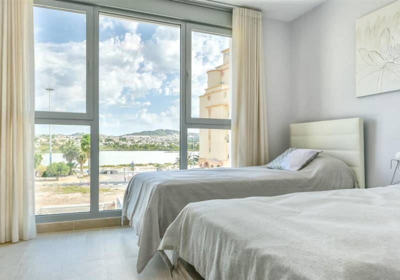 3 quarto Apartamento para venda em Calpe / Calp com piscina - 725 000 € (Ref: 9728452)