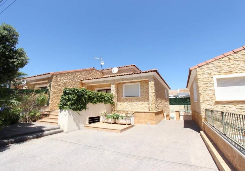 10 sypialnia Willa na sprzedaż w Calpe / Calp z basenem - 960 000 € (Ref: 9728454)