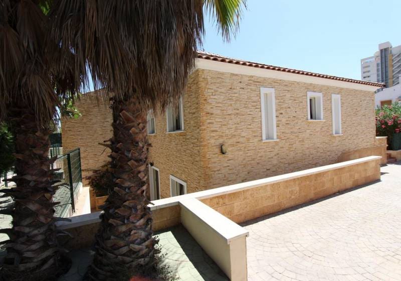10 sypialnia Willa na sprzedaż w Calpe / Calp z basenem - 960 000 € (Ref: 9728454)