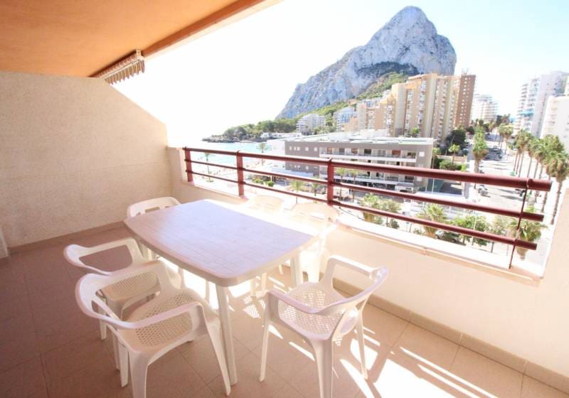 2 bedroom Apartment for holiday rental in Calpe / Calp with pool - € 1,300 (Ref: 9731575)