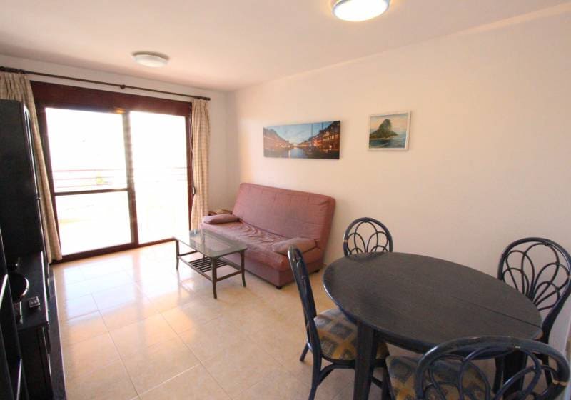 2 bedroom Apartment for holiday rental in Calpe / Calp with pool - € 1,300 (Ref: 9731575)