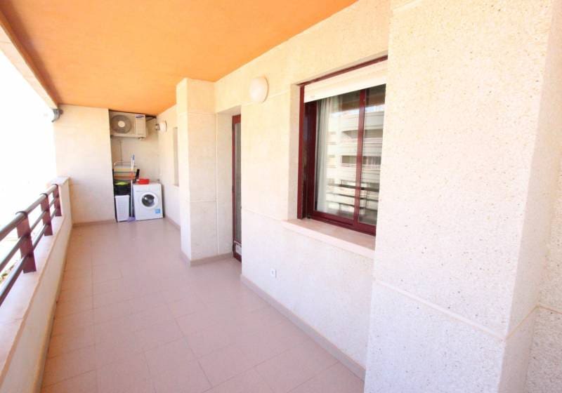 2 bedroom Apartment for holiday rental in Calpe / Calp with pool - € 1,300 (Ref: 9731575)