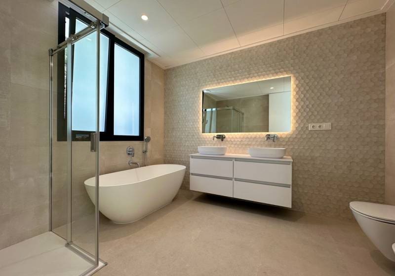 5 bedroom Villa for sale in Calpe / Calp with pool - € 3,900,000 (Ref: 9731576)