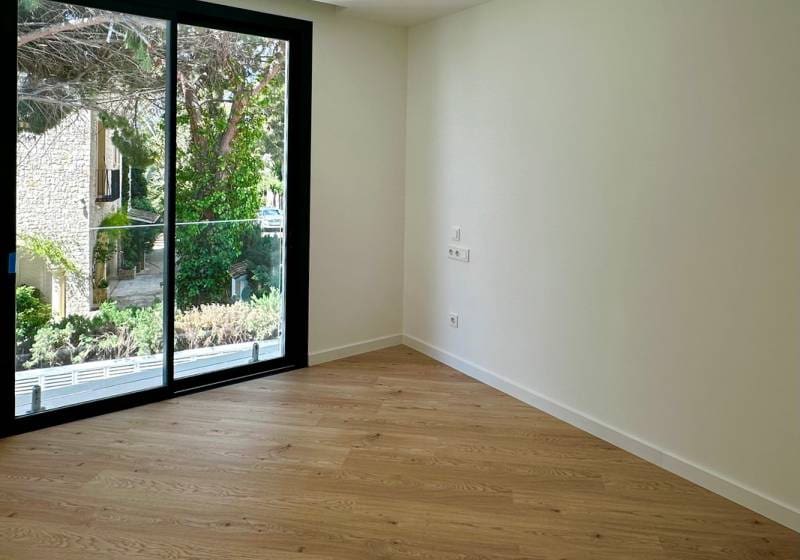 5 bedroom Villa for sale in Calpe / Calp with pool - € 3,900,000 (Ref: 9731576)