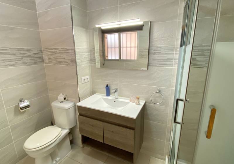 1 sovrum Lägenhet till salu i Calpe / Calp - 215 000 € (Ref: 9737122)