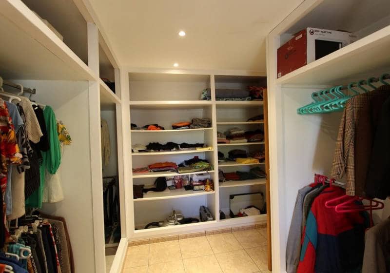 6 bedroom Villa for sale in Altea with pool - € 1,100,000 (Ref: 9788079)