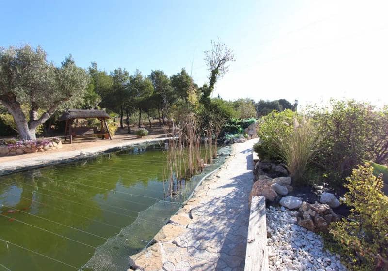 6 bedroom Villa for sale in Altea with pool - € 1,100,000 (Ref: 9788079)