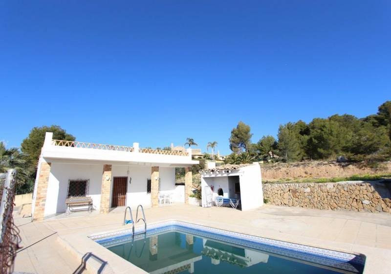 6 bedroom Villa for sale in Altea with pool - € 1,100,000 (Ref: 9788079)