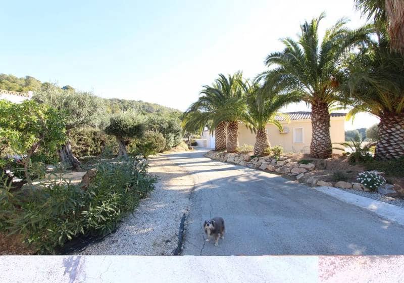 6 bedroom Villa for sale in Altea with pool - € 1,100,000 (Ref: 9788079)