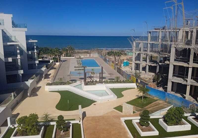 3 soveværelse Lejlighed til salg i Denia med swimmingpool - € 475.000 (Ref: 9798649)