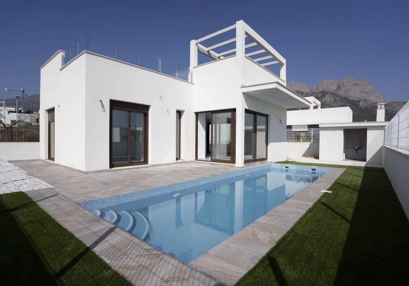 Chalet de 3 habitaciones en Polop en venta - 620.000 € (Ref: 9798652)