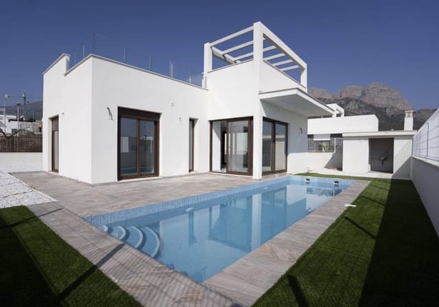 Chalet de 3 habitaciones en Polop en venta - 620.000 € (Ref: 9798652)