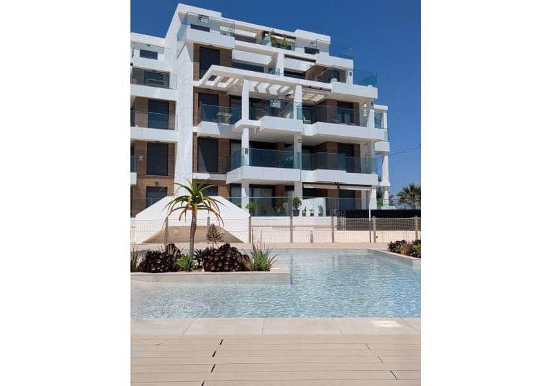 3 soveværelse Strandlejlighed til salg i Denia med swimmingpool - € 379.000 (Ref: 9798662)
