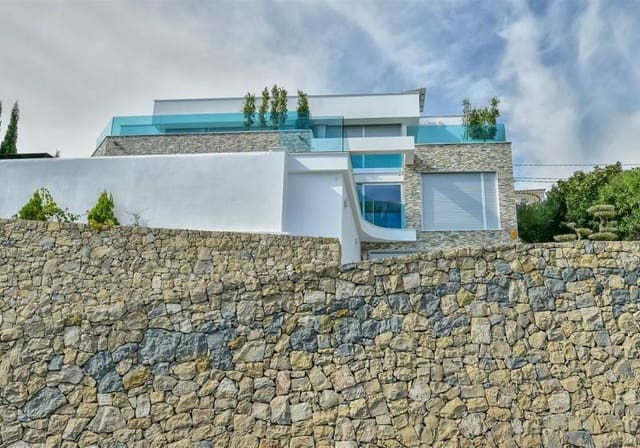3 slaapkamer Villa te koop in Canuta, Calpe / Calp met zwembad - € 2.950.000 (Ref: 9816985)