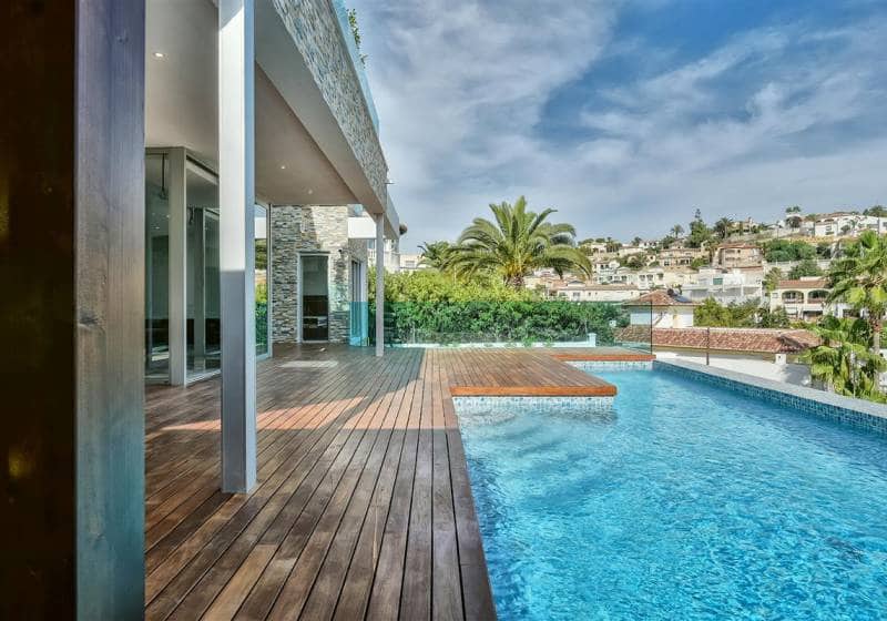 3 slaapkamer Villa te koop in Calpe / Calp met zwembad - € 2.950.000 (Ref: 9816985)