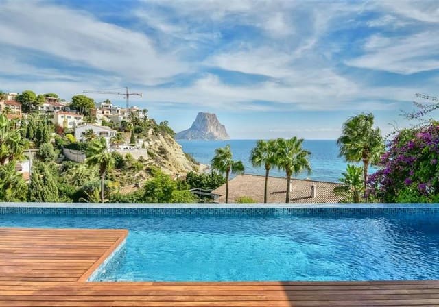 3 slaapkamer Villa te koop in Canuta, Calpe / Calp met zwembad - € 2.950.000 (Ref: 9816985)