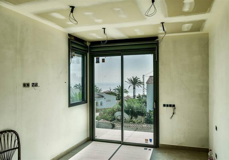 4 Zimmer Villa zu verkaufen in Calpe / Calp mit Pool - 1.700.000 € (Ref: 9816986)