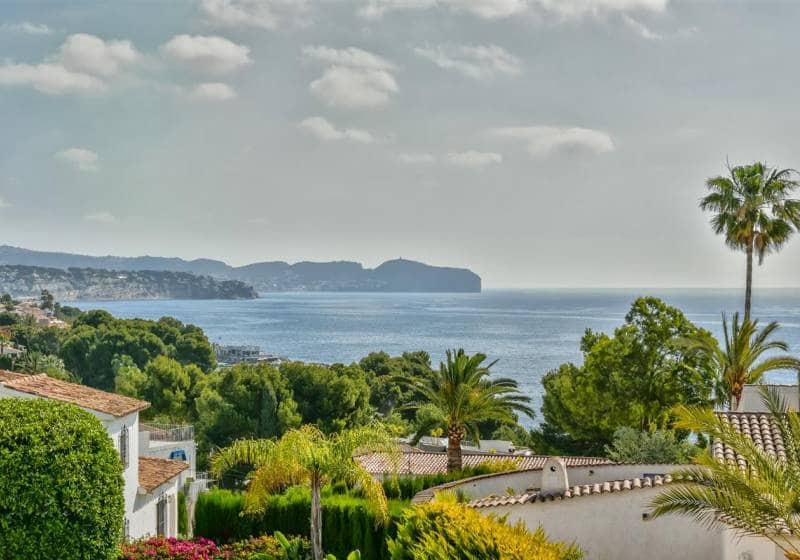 4 Zimmer Villa zu verkaufen in Calpe / Calp mit Pool - 1.700.000 € (Ref: 9816986)