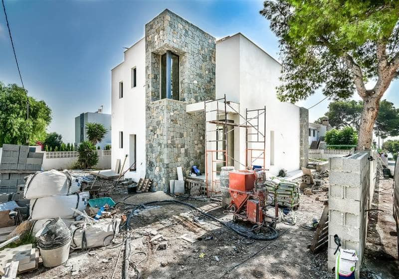 4 Zimmer Villa zu verkaufen in Calpe / Calp mit Pool - 1.700.000 € (Ref: 9816986)