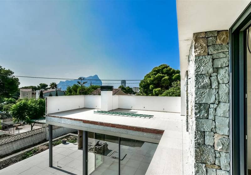 4 Zimmer Villa zu verkaufen in Calpe / Calp mit Pool - 1.700.000 € (Ref: 9816986)