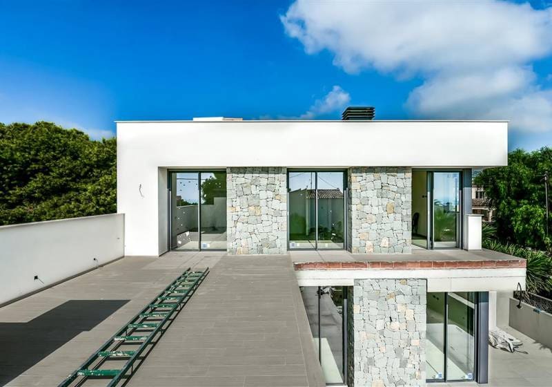 4 Zimmer Villa zu verkaufen in Calpe / Calp mit Pool - 1.700.000 € (Ref: 9816986)