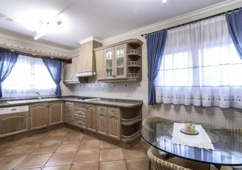 7 Zimmer Villa zu verkaufen in Teulada mit Pool - 1.795.000 € (Ref: 9816987)