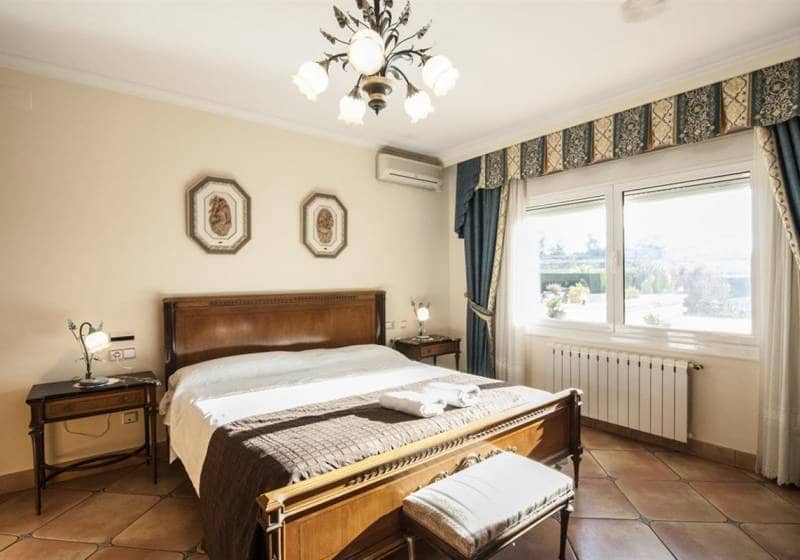 7 Zimmer Villa zu verkaufen in Teulada mit Pool - 1.795.000 € (Ref: 9816987)