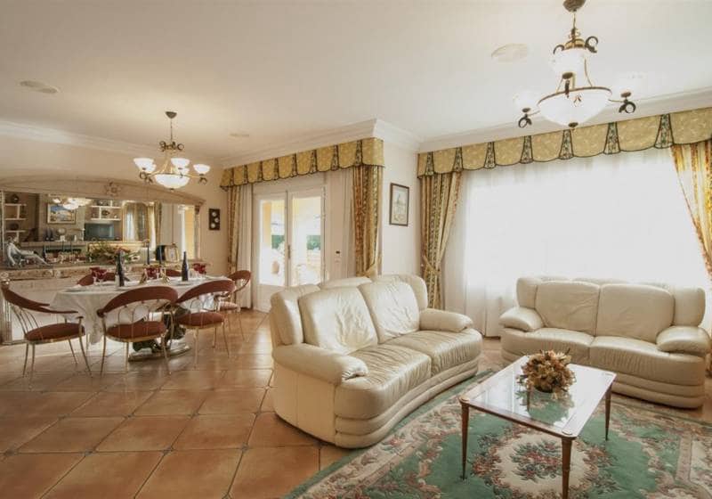 7 Zimmer Villa zu verkaufen in Teulada mit Pool - 1.795.000 € (Ref: 9816987)