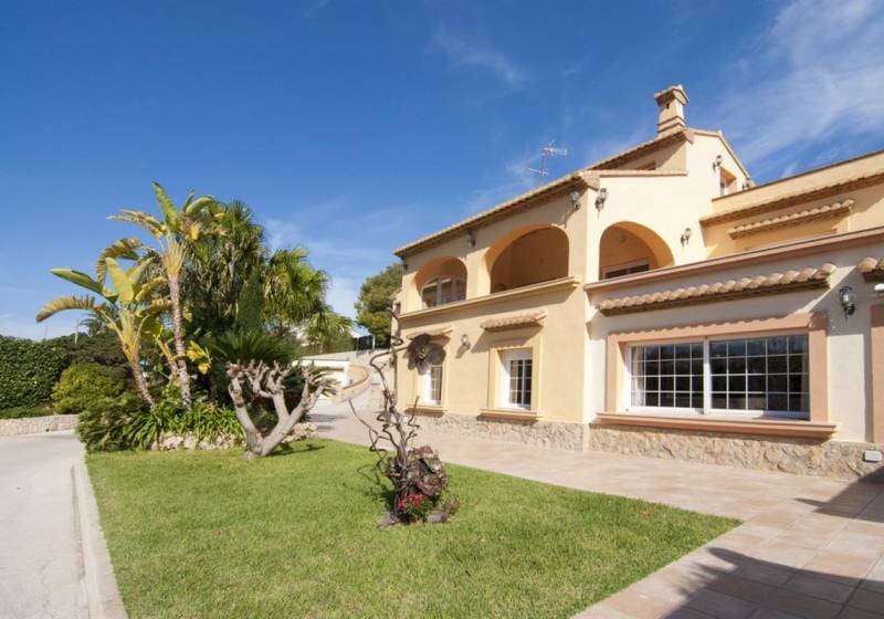 7 Zimmer Villa zu verkaufen in Teulada mit Pool - 1.795.000 € (Ref: 9816987)