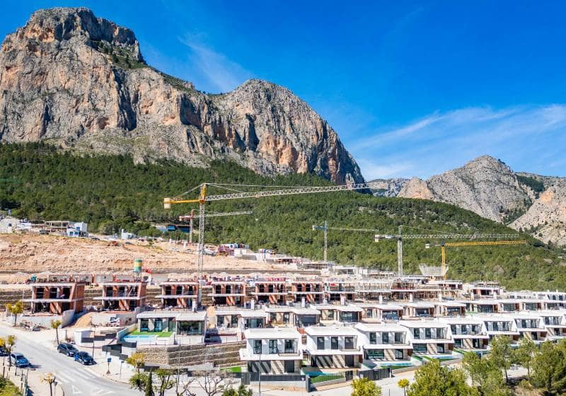 Chalet de 3 habitaciones en Polop en venta - 585.400 € (Ref: 9868021)