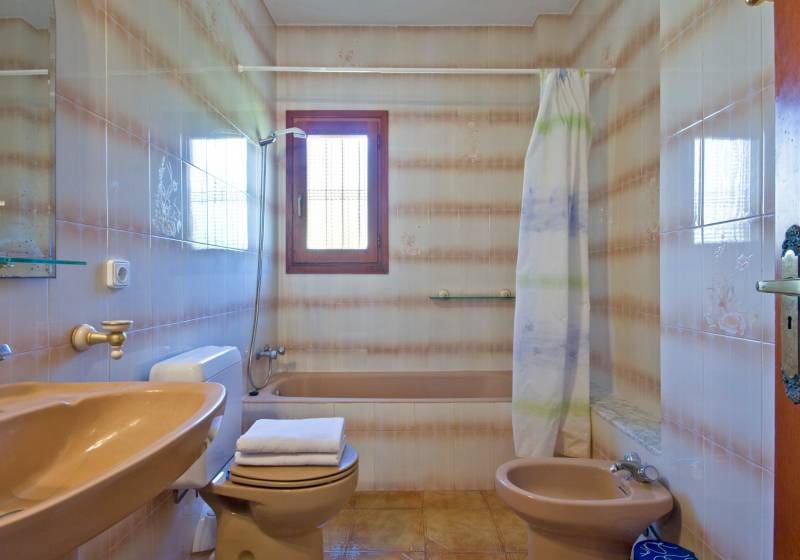 4 bedroom Villa for sale in Benissa with pool - € 954,000 (Ref: 9868022)