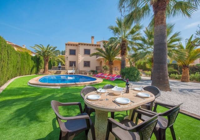 4 sovrum Villa till salu i Benissa med pool - 954 000 € (Ref: 9868022)