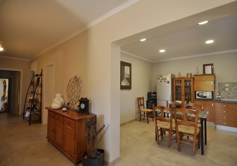 9 soverom Villa til salgs i Benissa med svømmebasseng - € 680 000 (Ref: 9868082)