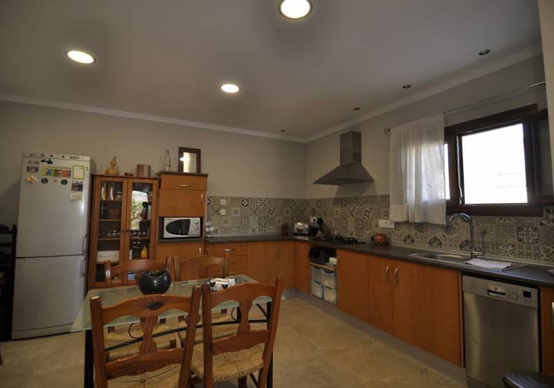 9 soverom Villa til salgs i Benissa med svømmebasseng - € 680 000 (Ref: 9868082)