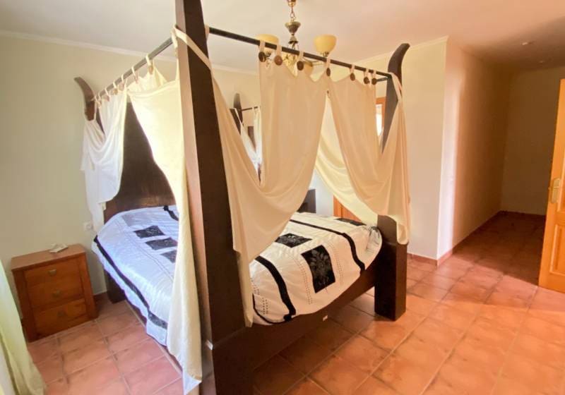 4 chambre Finca/Maison de Campagne à vendre à Jalon / Xalo avec piscine - 720 000 € (Ref: 9893606)