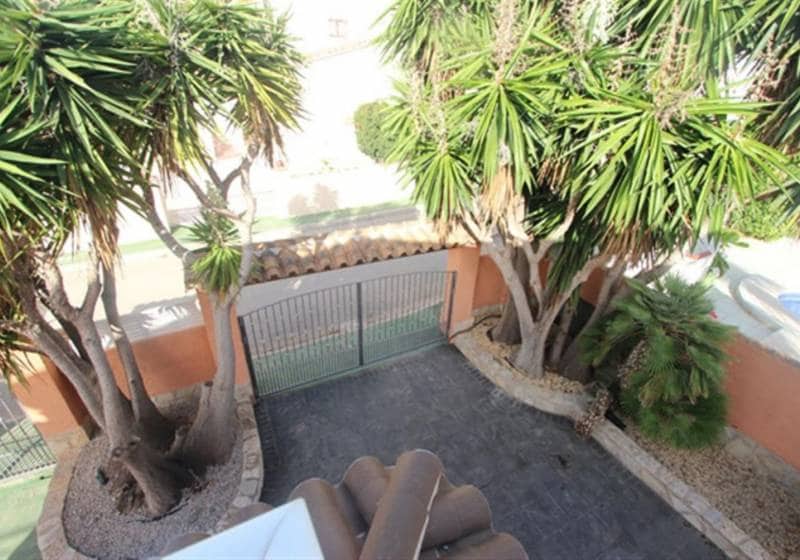 Chalet de 4 habitaciones en Calpe / Calp en venta con piscina - 750.000 € (Ref: 9917666)