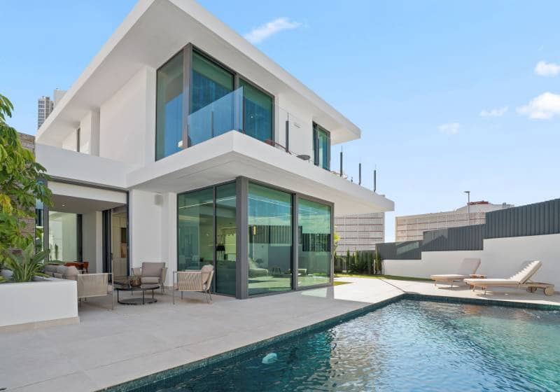 4 soveværelse Villa til salg i Benidorm - € 2.000.000 (Ref: 9917719)