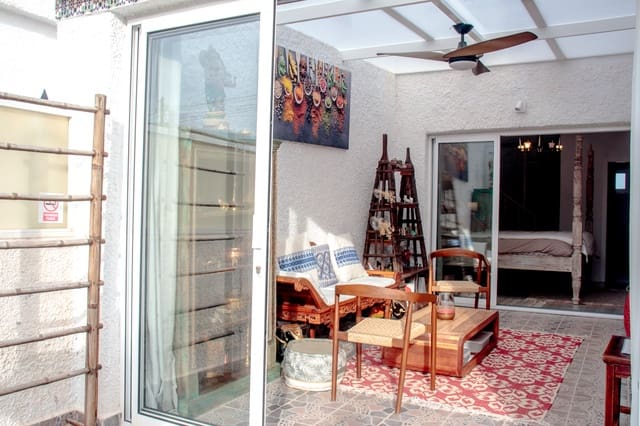 4 bedroom Guesthouse/B & B for sale in San Fulgencio with pool garage - € 350,000 (Ref: 9687569)