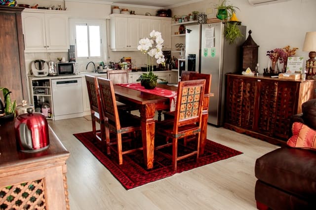 4 bedroom Guesthouse/B & B for sale in San Fulgencio with pool garage - € 350,000 (Ref: 9687569)