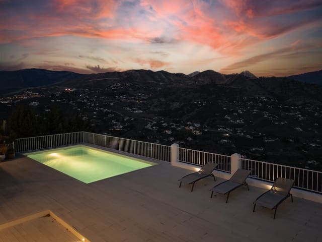 4 soveværelse Villa til salg i Cómpeta med swimmingpool garage - € 650.000 (Ref: 9694325)