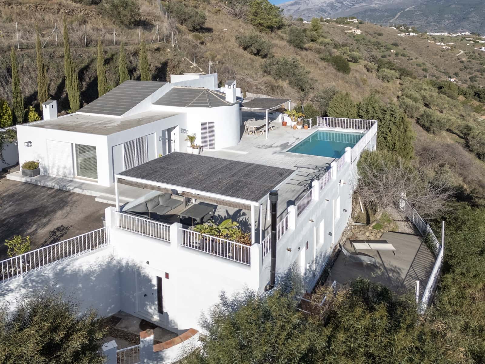 4 soveværelse Villa til salg i Competa med swimmingpool garage - € 650.000 (Ref: 9694325)