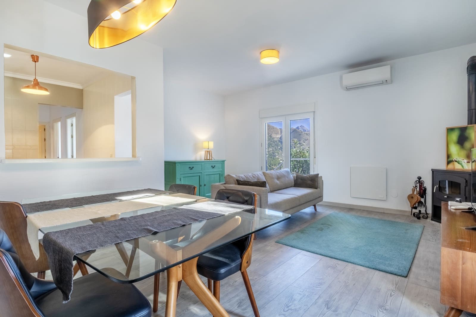 4 soveværelse Villa til salg i Competa med swimmingpool garage - € 650.000 (Ref: 9694325)