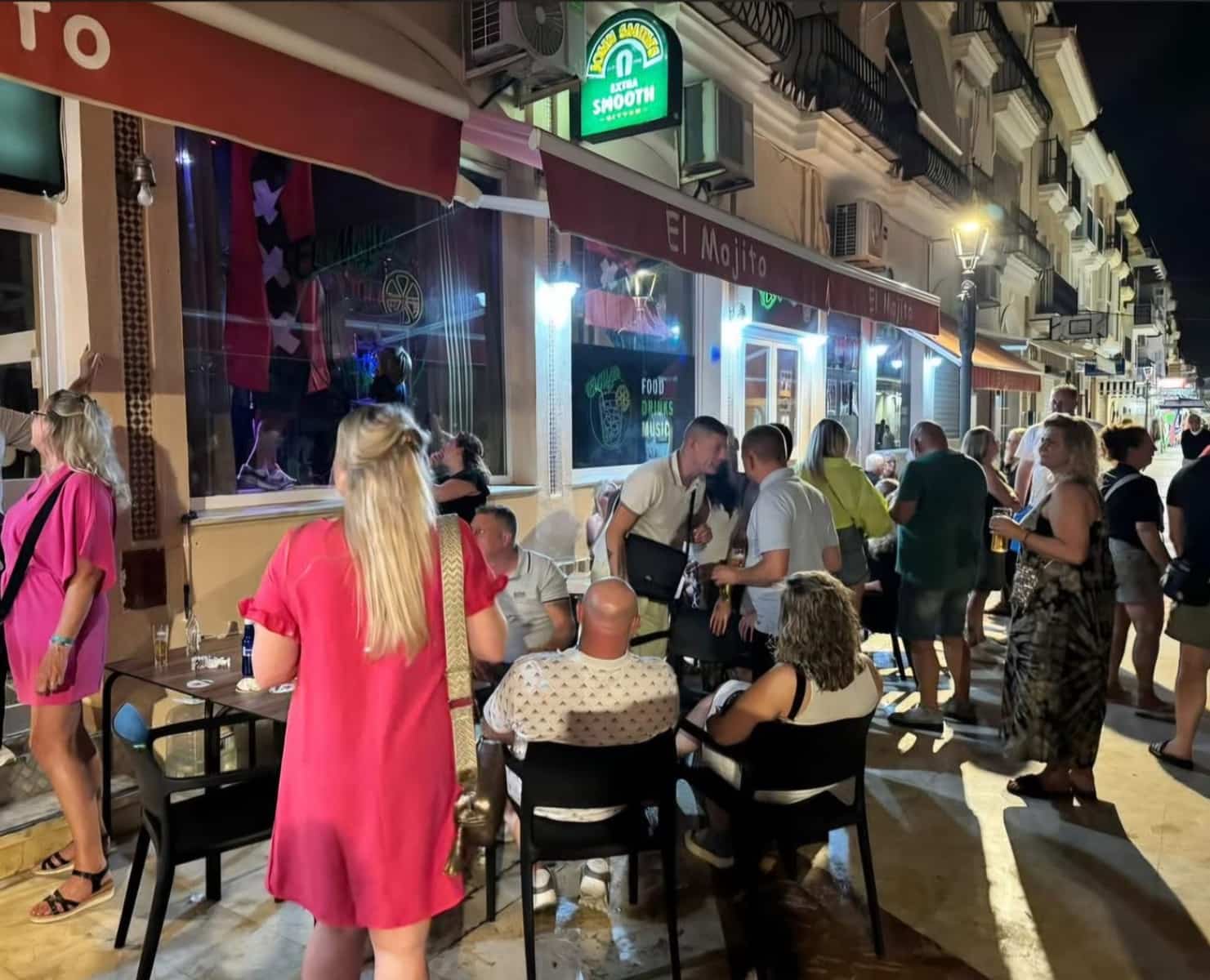 Restaurant/Bar for sale in Torremolinos with garage - € 450,000 (Ref: 10175286)