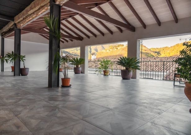 Restaurant/Bar til salgs i Benahavis - € 1 395 000 (Ref: 10176000)
