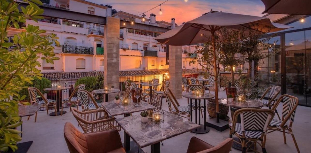 Restaurant/Bar til salgs i Benahavis - € 1 395 000 (Ref: 10176000)