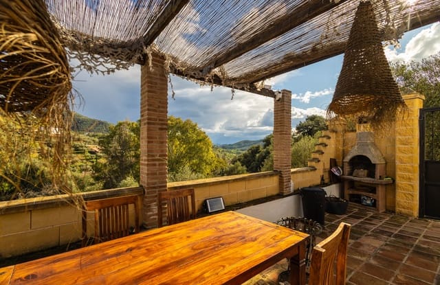 4 sovrum Hus till salu i Casabermeja med garage - 420 000 € (Ref: 9687465)