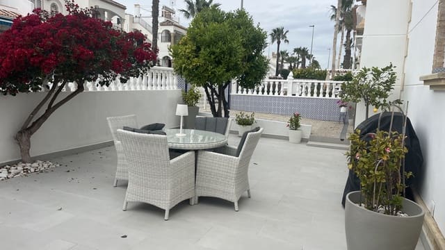 3 camera da letto Villa in vendita in Villamartin, Orihuela con piscina - 645.000 € (Rif: 9707629)